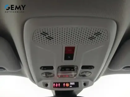 Photo 16 Peugeot 2008  Electrique 136 ch