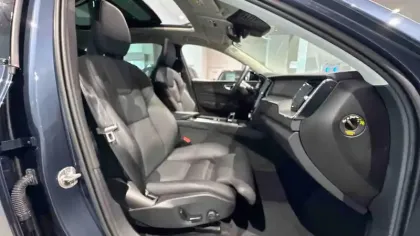 Photo 27 Volvo XC60  T6 AWD Hybride rechargeable 253 ch+145 ch Geartronic 8