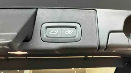Photo 10 Volvo XC60  T6 AWD Hybride rechargeable 253 ch+145 ch Geartronic 8