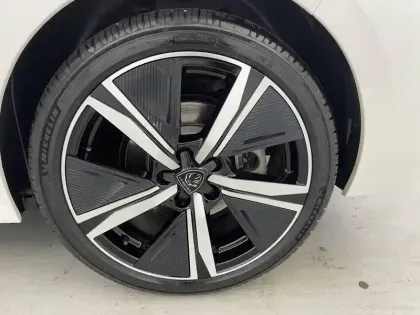 Photo 15 Peugeot 308  PHEV 180 e-EAT8