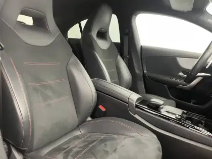 Photo 27 Mercedes CLA  Coupé 250 e 8G-DCT