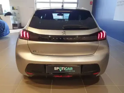 Photo 13 Peugeot 208  Electrique 50 kWh 136ch