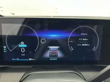 Photo 52 Renault Megane  E-Tech EV60 220 ch optimum charge