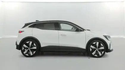 Photo 41 Renault Megane  E-Tech EV60 220 ch optimum charge