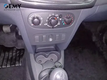 Photo 13 Dacia Sandero  SCe 75
