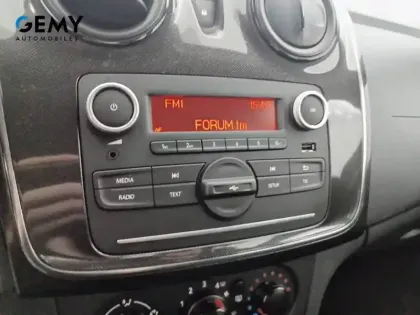 Photo 19 Dacia Sandero  SCe 75