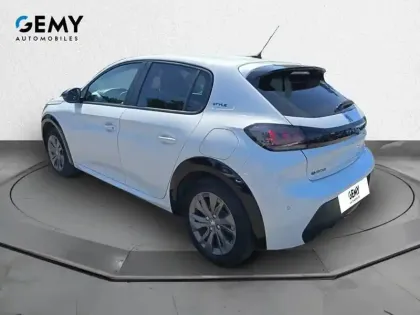 Photo 6 Peugeot 208  Electrique 50 kWh 136ch