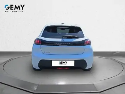 Photo 27 Peugeot 208  Electrique 50 kWh 136ch