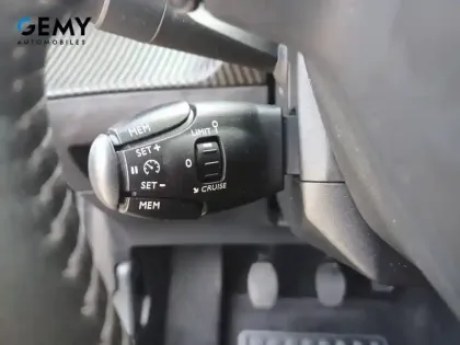 Photo 19 Peugeot 208  PureTech 100 S&S BVM6