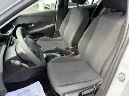 Photo 8 Peugeot 208  Turbo 100 ch BVM6