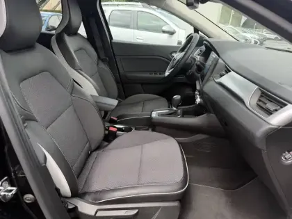 Photo 9 Renault Captur  E-Tech Plug-in 160 - 21