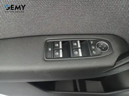 Photo 11 Renault Symbioz  E-Tech full hybrid 145