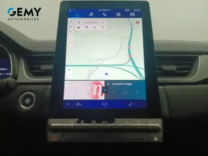 Photo 13 Renault Symbioz  E-Tech full hybrid 145