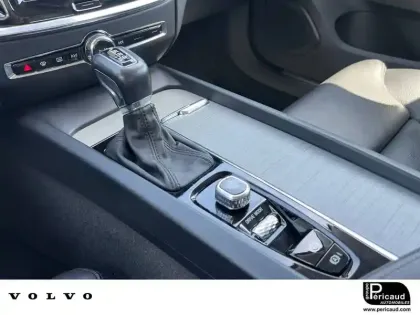 Photo 19 Volvo V60  D4 AWD 190 ch Geartronic 8