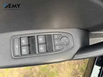 Photo 12 Renault Captur  TCe 90