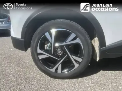 Photo 8 Toyota C-HR  Hybride 2.0L