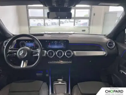 Photo 11 Mercedes GLB  200 d 8G-DCT