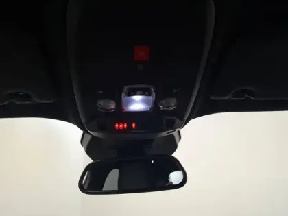 Photo 29 Peugeot 2008  Electrique 54 kWh 156 ch