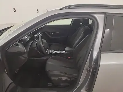 Photo 38 Peugeot 2008  Electrique 136 ch