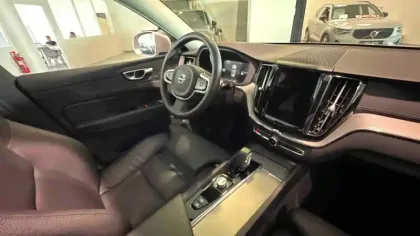 Photo 25 Volvo Xc60  T8 AWD Hybride rechargeable 310 ch+145 ch Geartronic 8