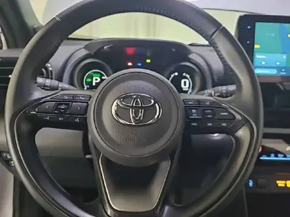 Photo 29 Toyota Yaris  Cross Hybride 116h 2WD