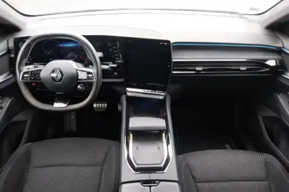 Photo 8 Renault Austral  E-Tech hybrid 200
