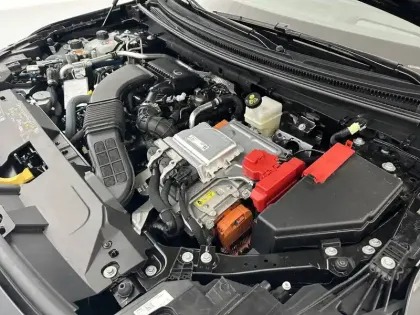 Photo 43 Renault Rafale  E-Tech full hybrid 200 ch