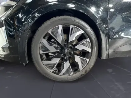 Photo 12 Renault Rafale  E-Tech full hybrid 200 ch