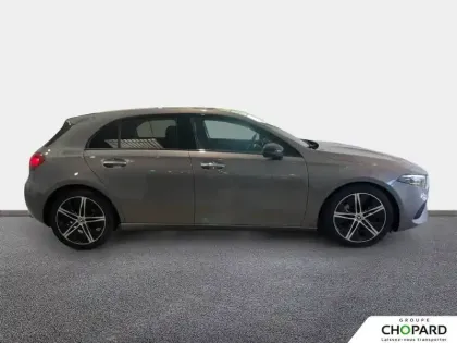 Photo 8 Mercedes Classe A  180 d 8G-DCT