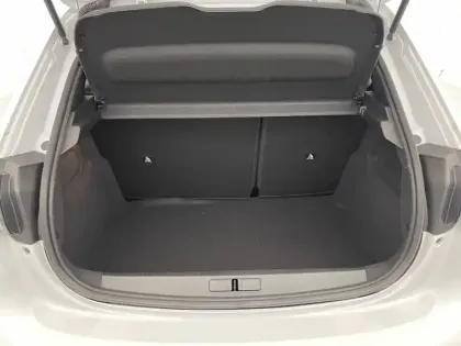 Photo 12 Peugeot 208  Electrique 54 kWh 156ch