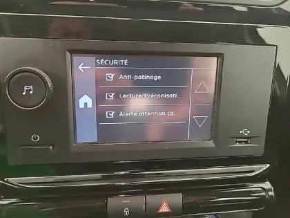 Photo 17 Citroën C3  PureTech 83 S&S BVM5