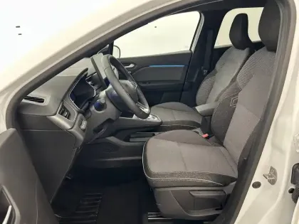 Photo 25 Renault Symbioz  E-Tech full hybrid 145
