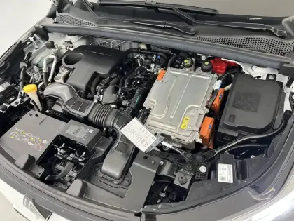 Photo 43 Renault Symbioz  E-Tech full hybrid 145