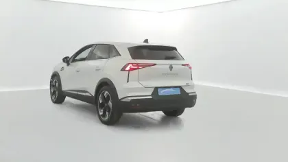 Photo 19 Renault Symbioz  E-Tech full hybrid 145