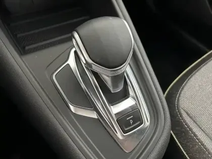 Photo 29 Renault Symbioz  E-Tech full hybrid 145