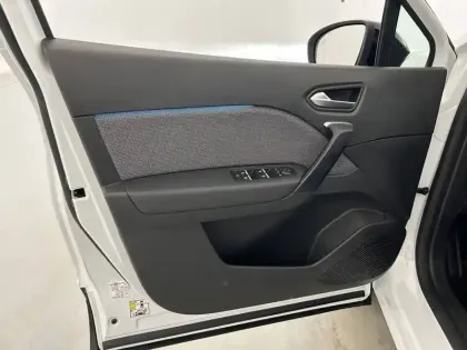 Photo 27 Renault Symbioz  E-Tech full hybrid 145