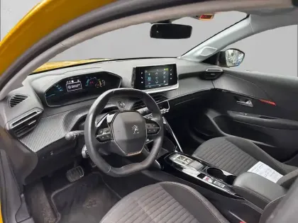 Photo 7 Peugeot 208  Electrique 50 kWh 136ch