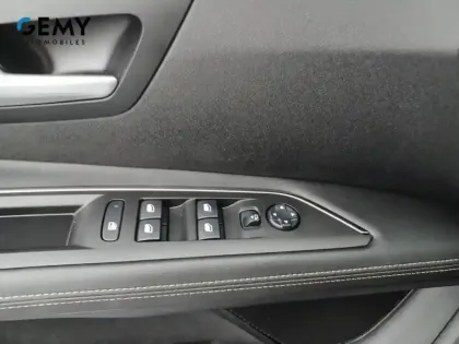Photo 15 Peugeot 3008  Puretech 180ch S&S EAT8