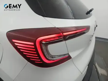 Photo 16 Renault Captur  E-Tech Plug-in 160