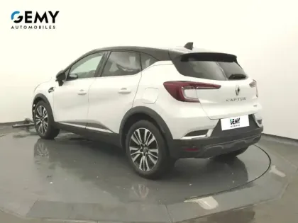 Photo 6 Renault Captur  E-Tech Plug-in 160