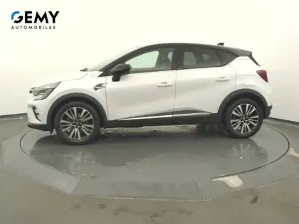 Photo 18 Renault Captur  E-Tech Plug-in 160
