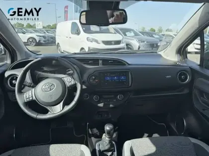 Photo 7 Toyota Yaris  110 VVT-i