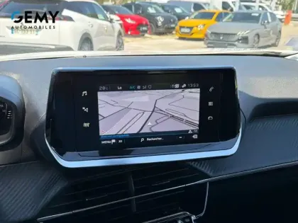Photo 13 Peugeot 2008  PureTech 100 S&S BVM6