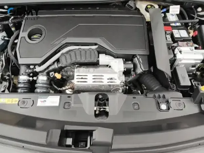 Photo 11 Peugeot 2008  Hybrid 145 e-DCS6