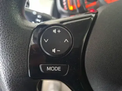 Photo 24 Citroën C1  PureTech 82