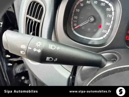 Photo 24 Fiat Panda  1.0 70 ch Hybrid BSG S/S