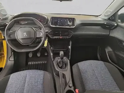 Photo 31 Peugeot 208  PureTech 75 S&S BVM5