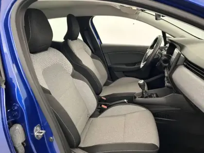 Photo 22 Renault Clio  dCi 100