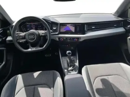 Photo 19 Audi A1 30 TFSI 116 ch S tronic 7 S line