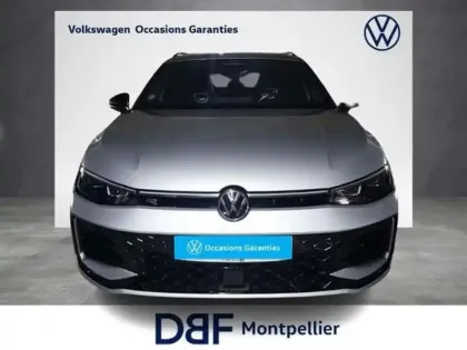 Photo 7 Volkswagen Passat 1.5 eTSI OPF 150 DSG7 R-Line